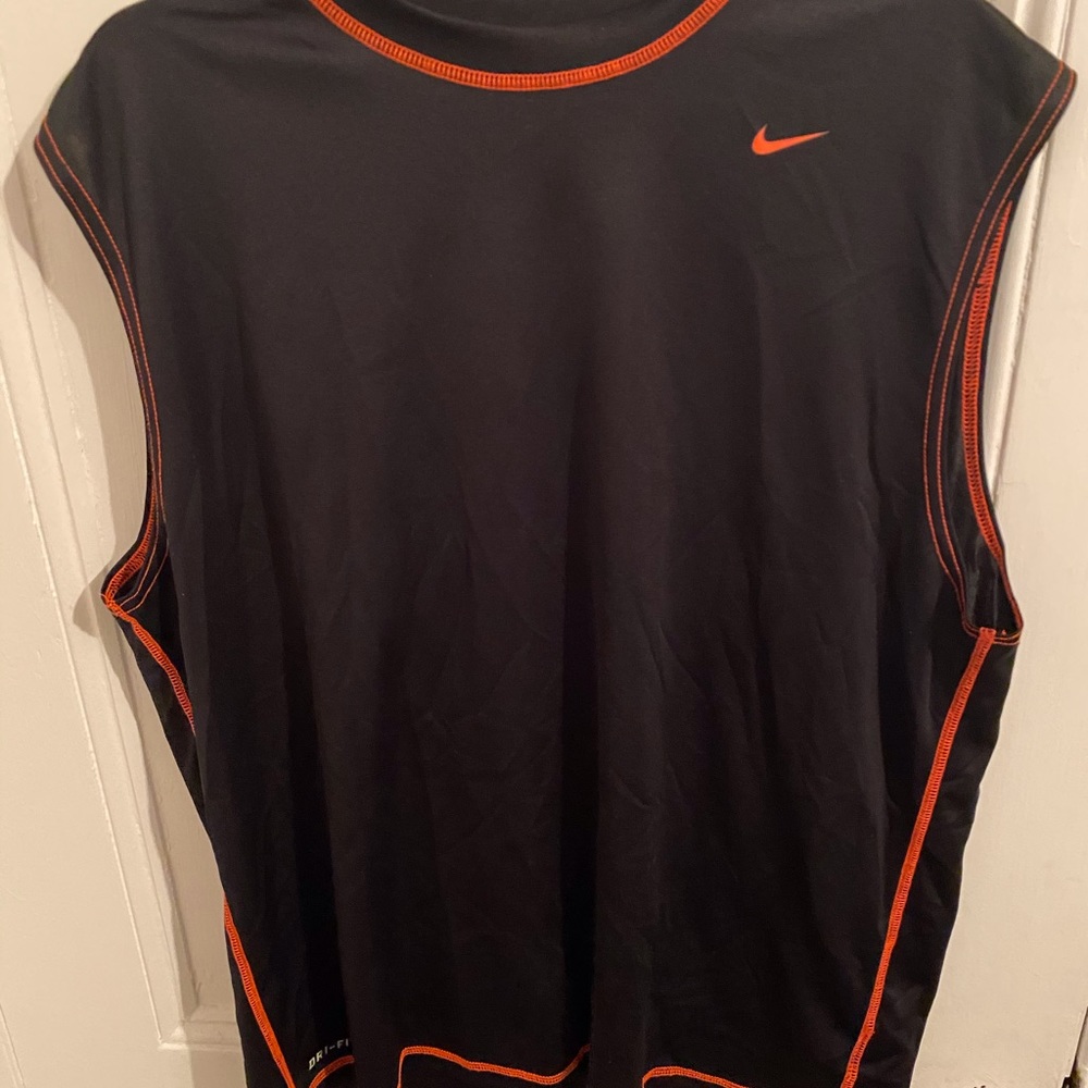 workout shirt